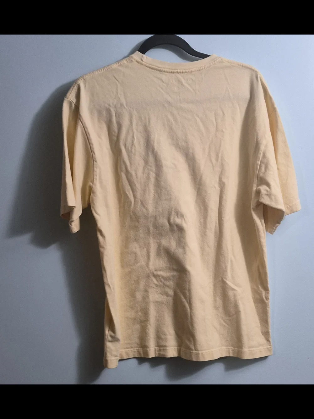 Columbia Men's Short Sleeve Crew Tee in Pale Yellow